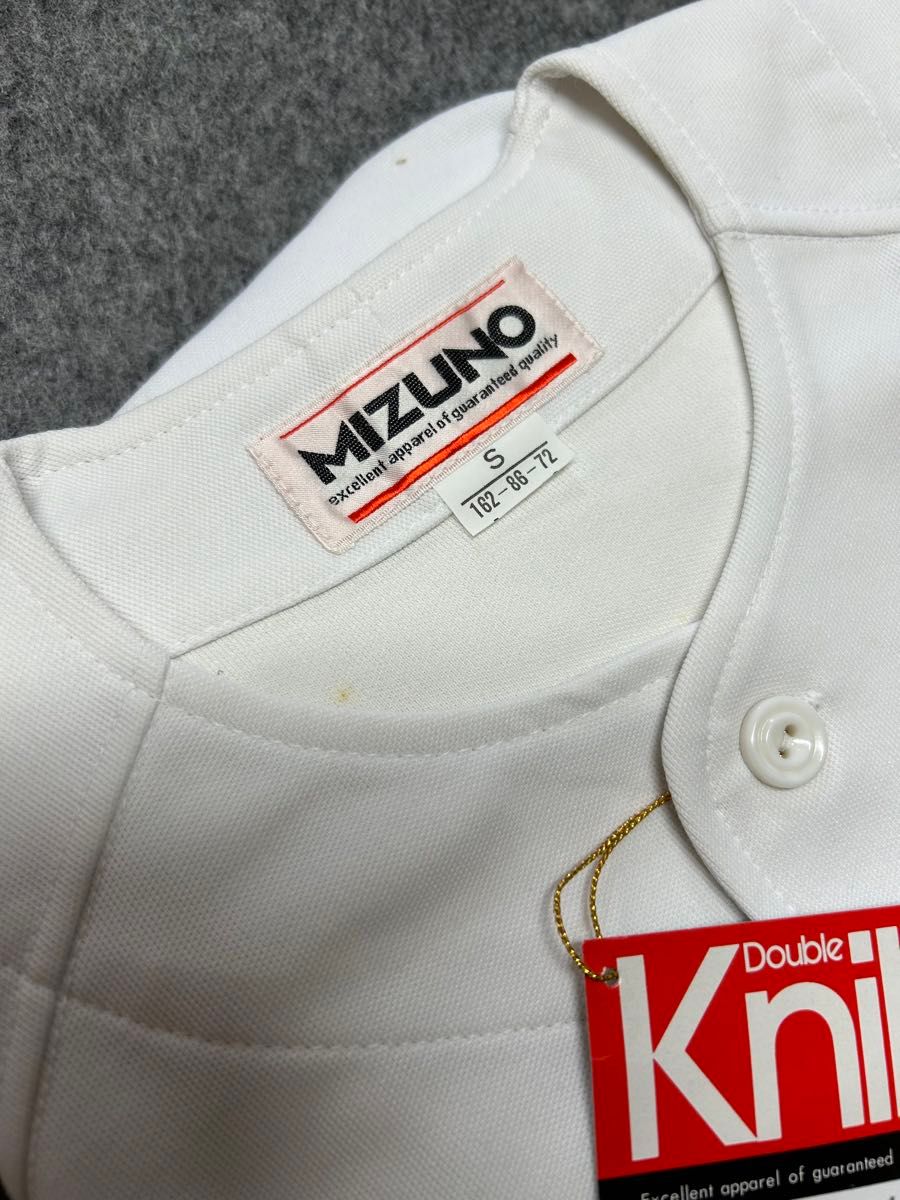 美津濃　ミズノ　レトロ野球ユニフォーム上下組　白　半ニット　Ｓサイズ　ラグラン袖　新品未使用品ですが少々汚れありです。