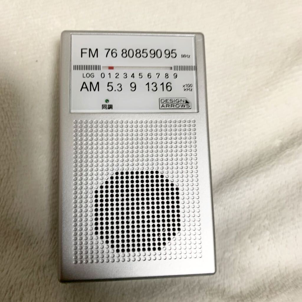 AM FM ポケットラジオ 携帯ラジオ ジャンク品_画像1
