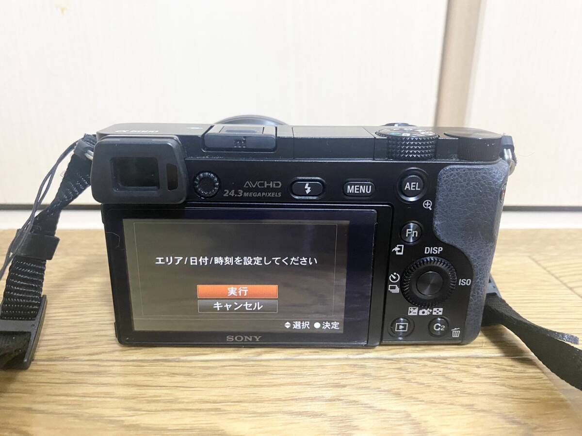 【used品】 SONY α6000 ILCE-6000 SELP1650 E 3.5-5.6/PZ 16-50 OSS ミラーレス一眼カメラ レンズの画像2