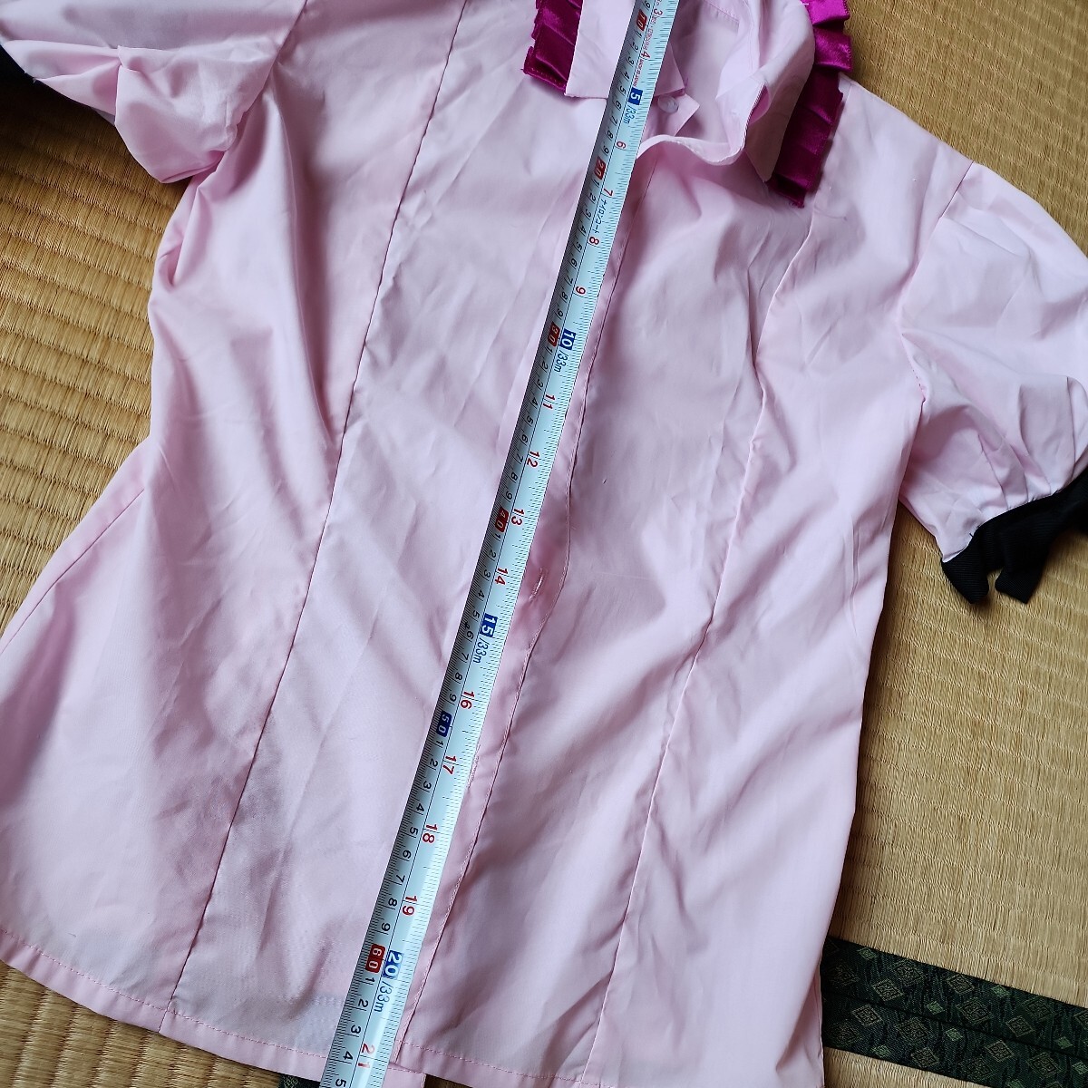 東方project 姫海棠はたて Mサイズ 一円スタートコスプレ衣裳 スカートと頭のピンクパープルはすべすべした生地です 黒にピンクの画像3
