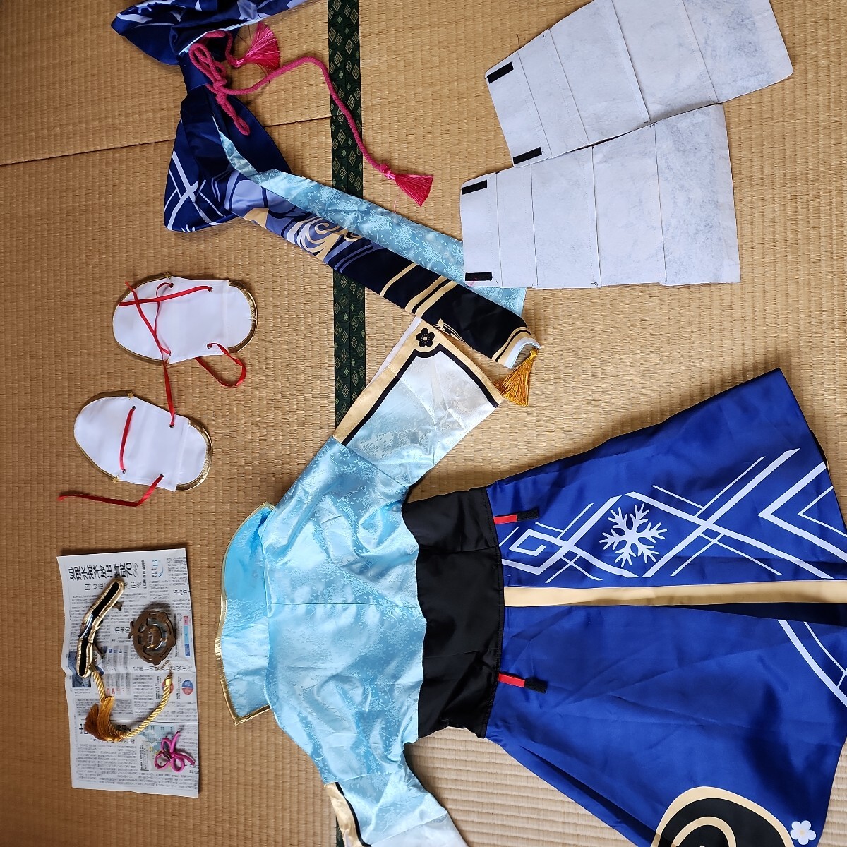 原神 神里綾華 Mサイズ 一円スタートコスプレ衣裳  高級感のあるジャガード 水色に紺色にベージュと黒に白とエンジとゴールドの画像10