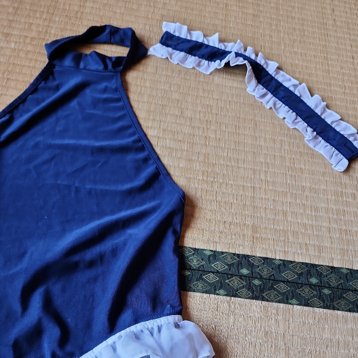 水着(アニメタイトル未定) Sサイズ同等 一円スタートコスプレ衣裳 伸縮性があります 紺色に白いひだのフリルがオシャレです の画像5