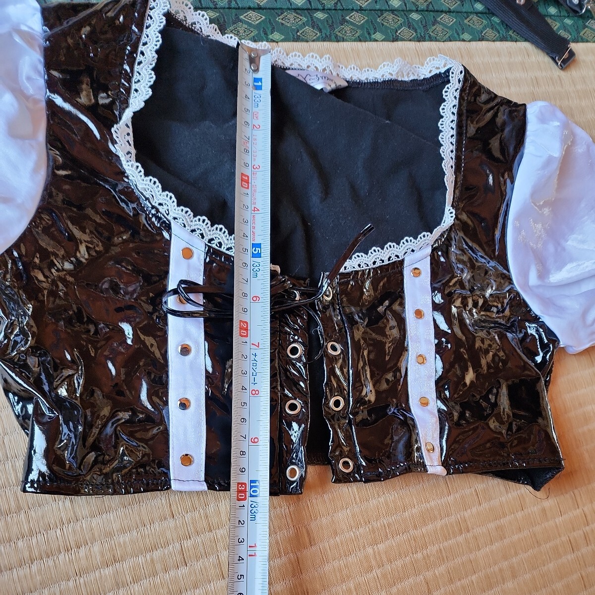  битва .meidoM размер один иен старт костюмированная игра .. эмаль верх и низ длинная юбка. гладкий . ткань белый . чёрный. ремень детали 