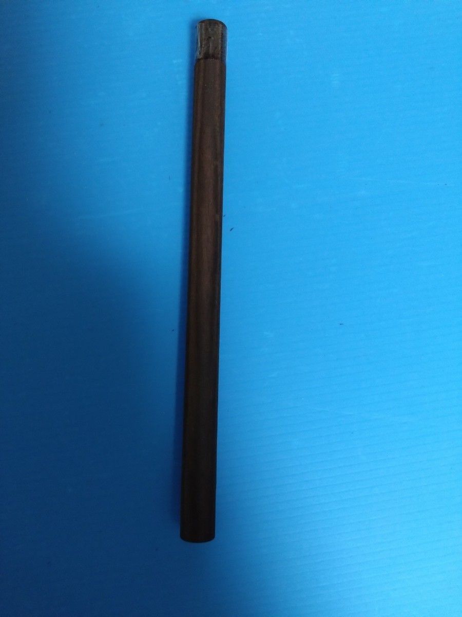 Mr122 　黒檀丸棒　直径12mm　長さ18cm