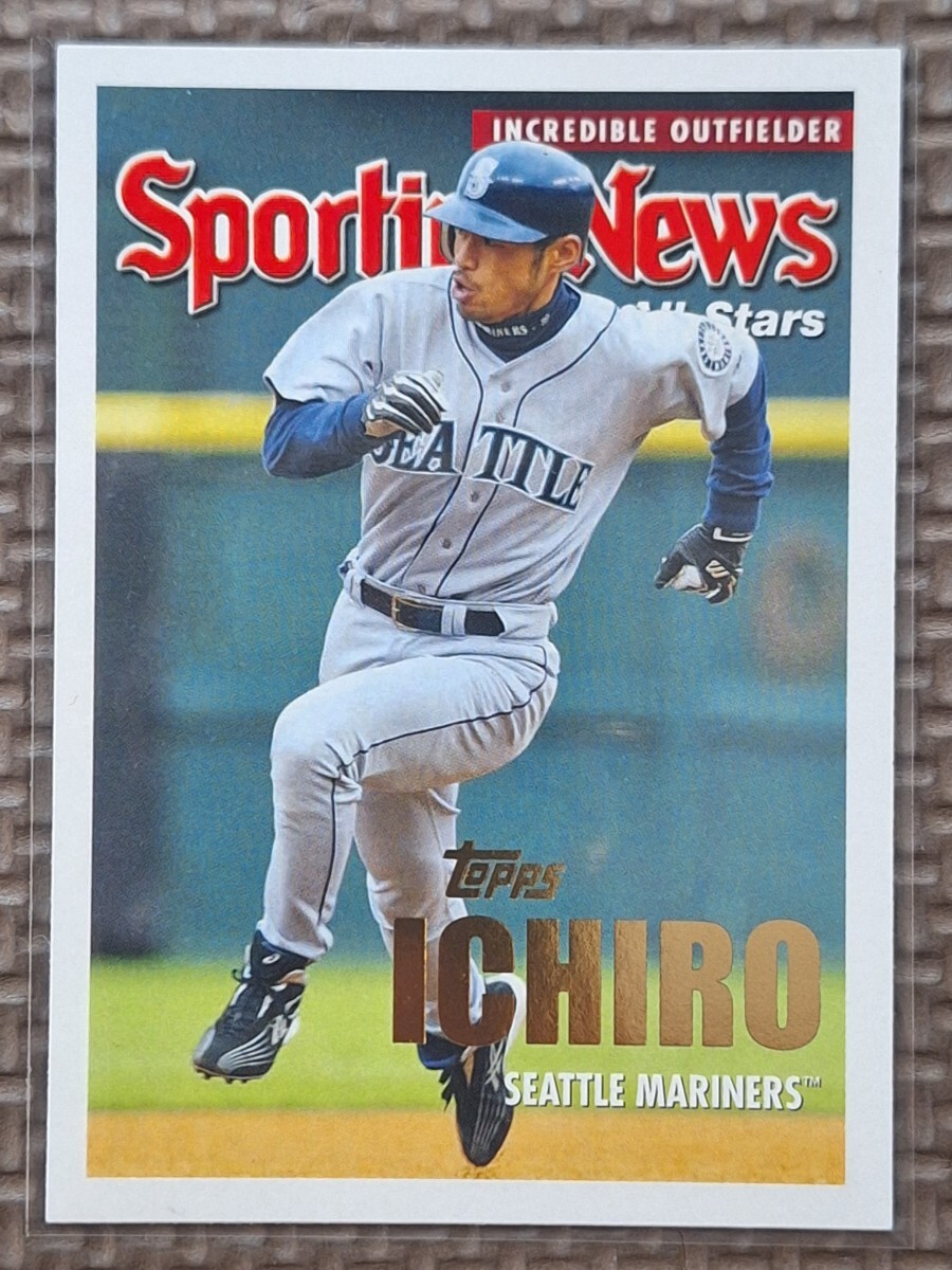 2004 Topps #361 ICHIRO SUZUKI Sporting News Incredible Outfielder Seattle Mariners Orix Blue Wave_画像1