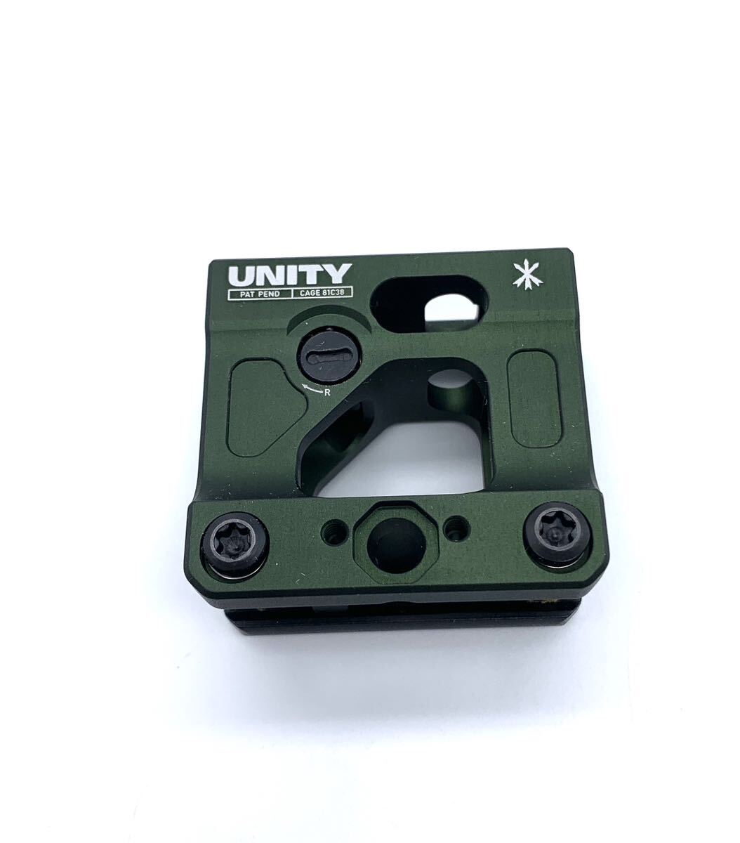 実物　Unity Tactical FAST Micro Optic Mount OD Green エイムポイント　_画像3