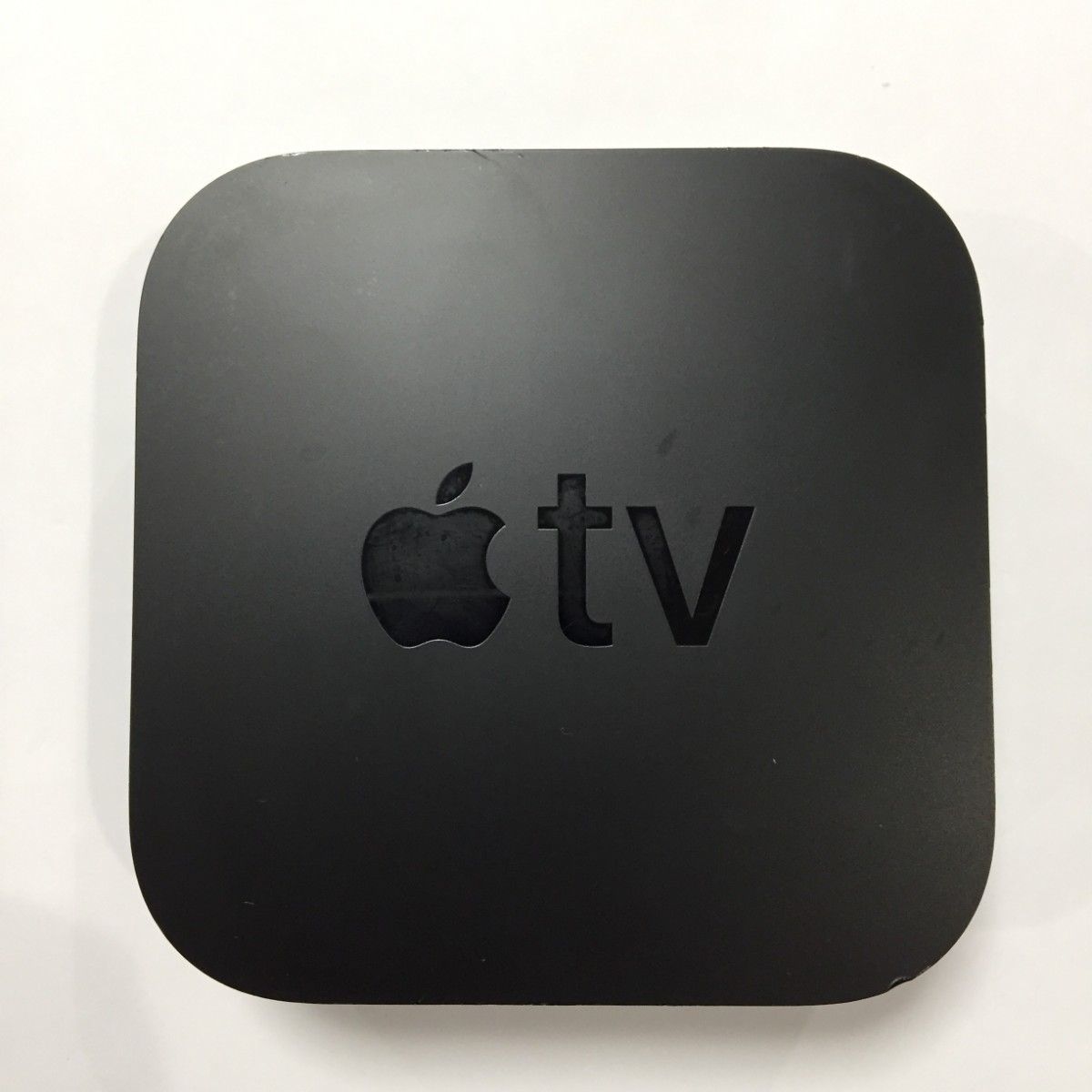 ①Apple TV  (第 4 世代)  A1625※リモコン第3世代付属リモコン