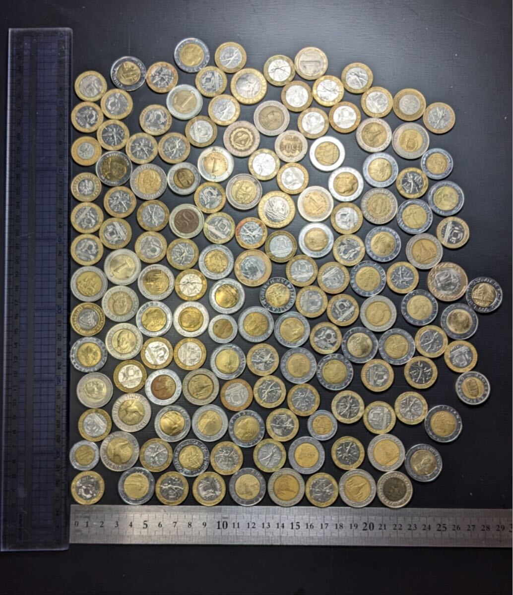 S4902 古美術 古銭 硬貨 硬幣 外国銭 2色に分かれるコイン 大量まとめ 約1018g アンティーク_画像2