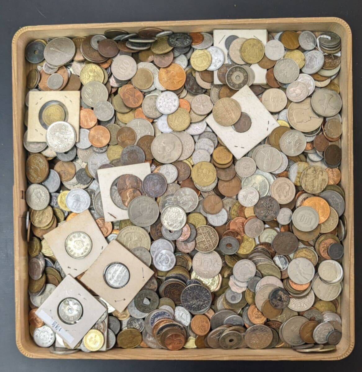 S42416 古美術 古銭 硬貨 硬幣 貨幣 外国銭 外国コイン 大量まとめ 約4.26kg アンティークの画像1