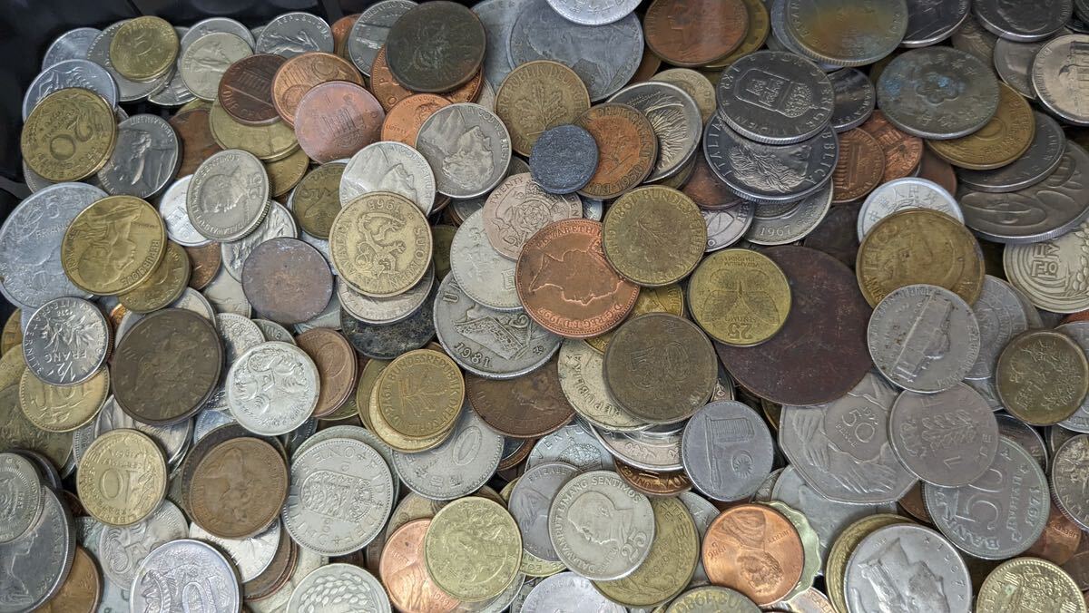 W0441 古美術 古銭 硬貨 硬幣 貨幣 外国銭 外国コイン 大量まとめ 約6.96kg アンティークの画像5