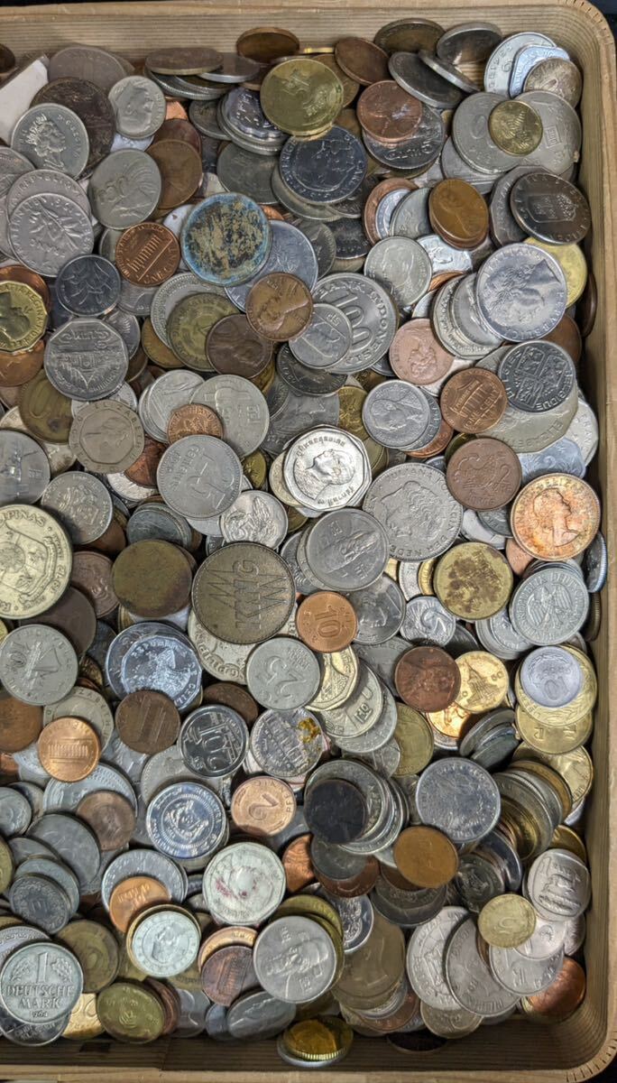 S04302 古美術 古銭 貨幣 硬貨 硬幣 外国銭 世界コイン 大量まとめ 総重量約6.45kg アンティークの画像10