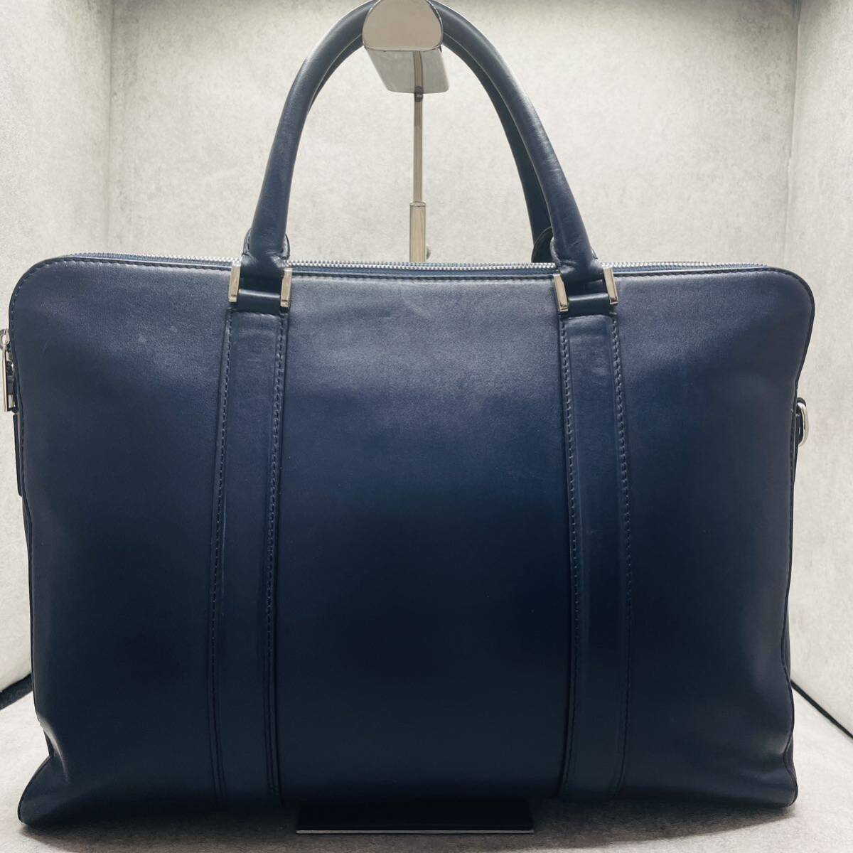 美品/A4可●BARNEYS NEWYORK バーニーズニューヨーク メンズ ビジネス トートバッグ 2way ショルダー 大容量 肩掛け 斜め掛け レザー 本革の画像3