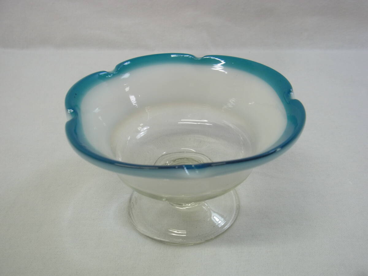 アンティーク 大正期頃 アイスクリームコップ 氷コップ 乳白 薄赤 70124 A】氷コップ アイスクリームグラス デザートグラス ウランガラス