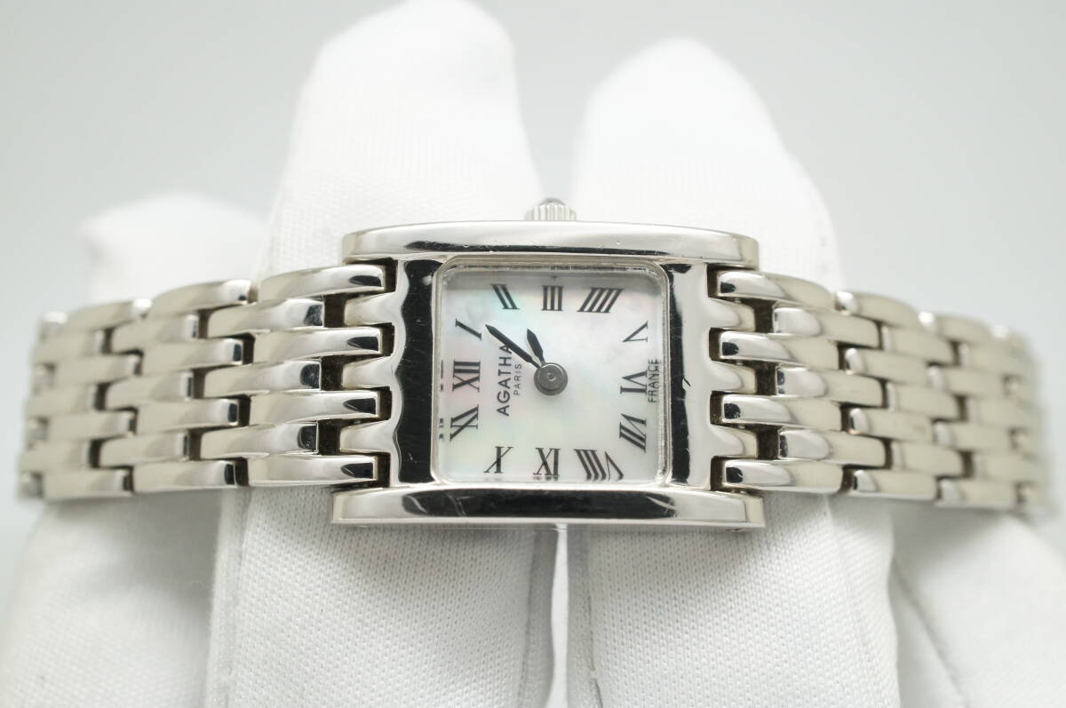 D25* operation excellent AGATHA Agata FRANCE white shell face square type all Rome n figure lady's wristwatch silver stylish quartz 