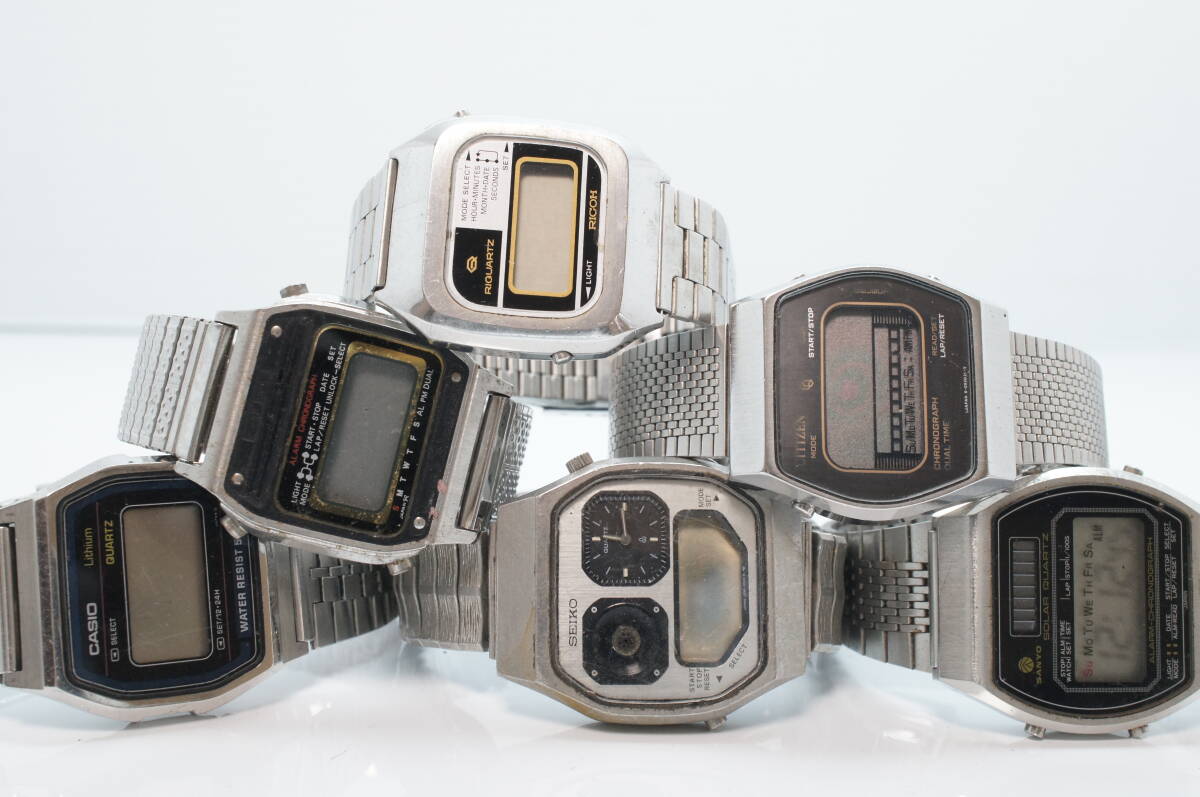 D90●美品含む 30点セット デジタルのみ メンズ腕時計 SEIKO/CITIZEN/ORIENT/CASIO 他 大量まとめ クォーツ_画像2