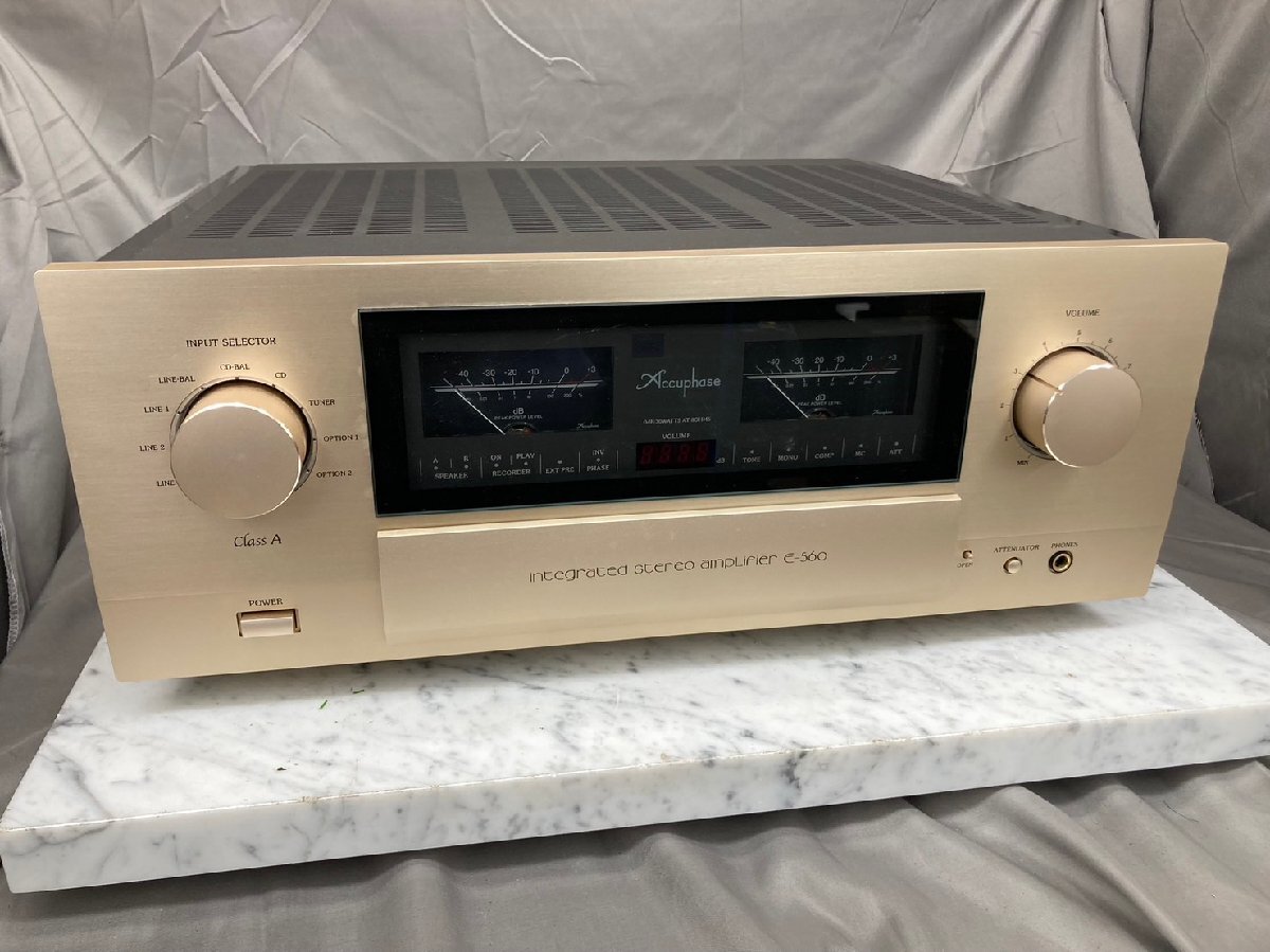 P1402☆【中古】Accuphase アキュフェーズ E-560 プリメインアンプの画像2