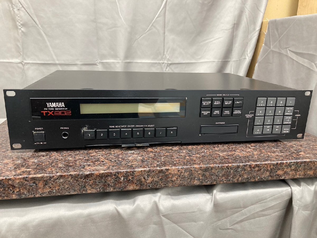 P828☆【現状品】YAMAHA ヤマハ TX802 ① シンセサイザー