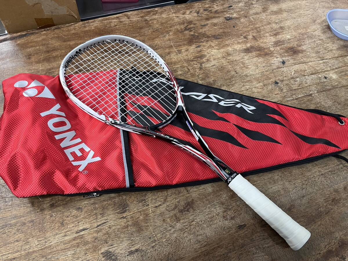 h2460 □美品□ YONEX ヨネックス 軟式テニスラケット F-LASER UL1 25-35 ラケットバッグ 長さ68.2cmの画像1