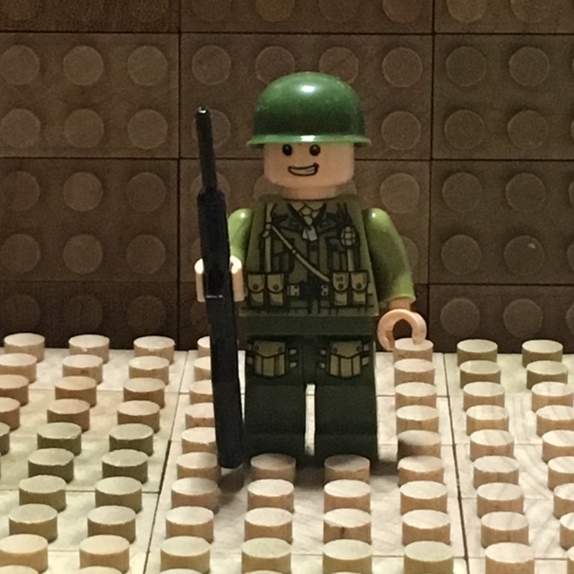 カスタム ミニフィグ ☆ レゴ LEGO サイズ ☆ WWII アメリカ軍兵士 US Infantry ☆ 武器付き ☆ 新品 の画像1