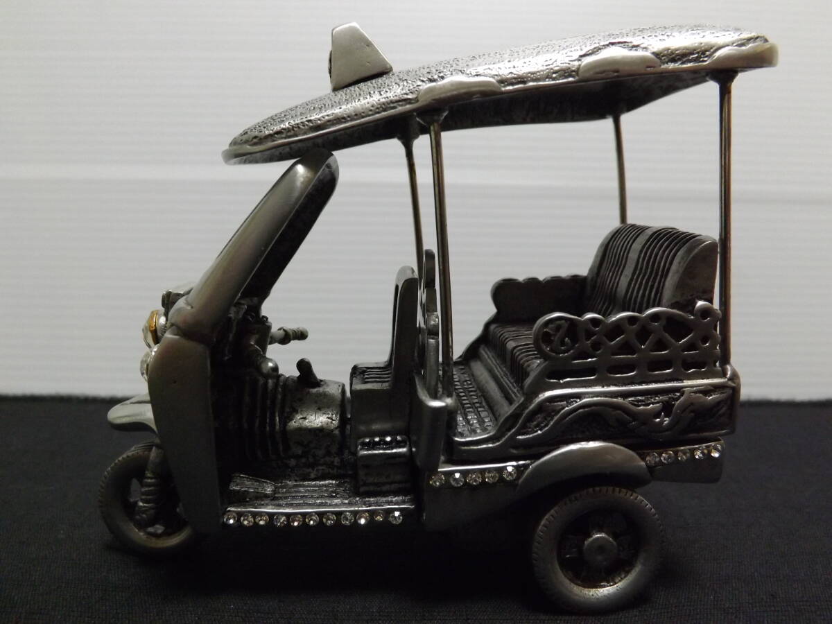トゥクトゥク ジュエリーボックス 三輪タクシー ミニカー 金属製置物の画像2