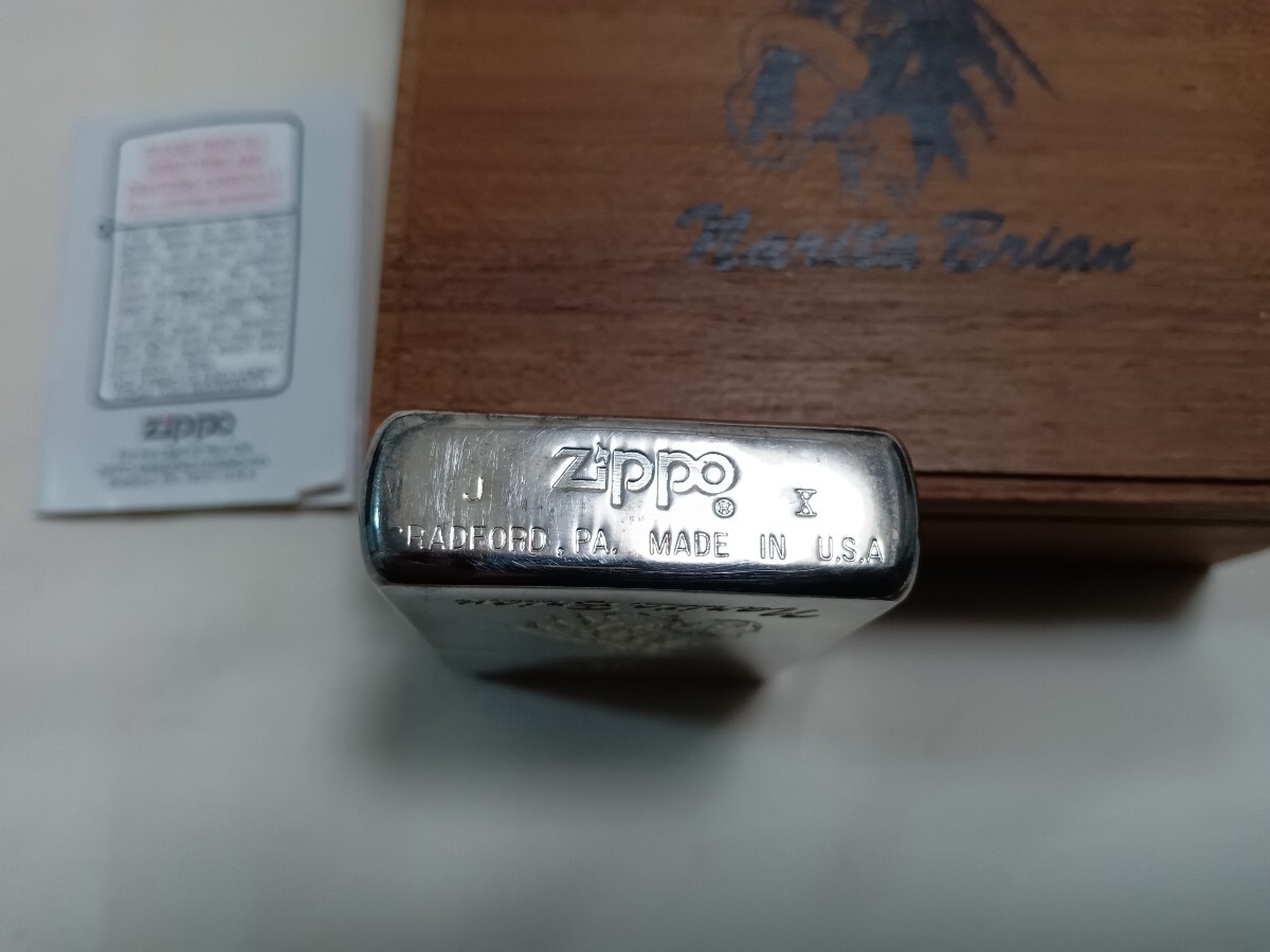 ZIPPO ライター ナリタブライアン 木箱付き X 動作確認済みです。 1994 記念品の画像8