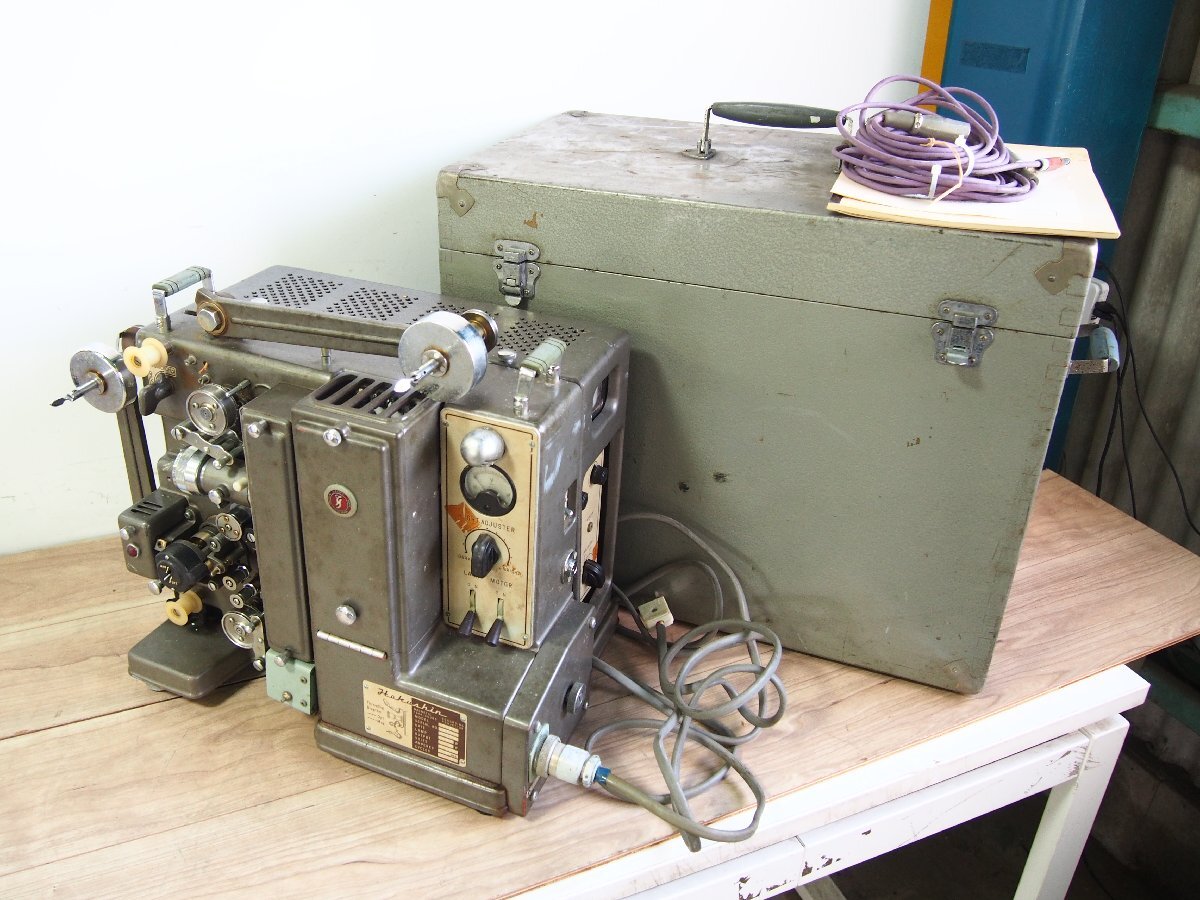 ☆【2T1222-16】 HOKUSHIN 北辰 映写機 MR6BSC 1969年 100V 16mm ジャンク