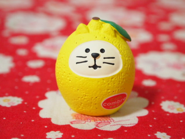 現品限り SALE ミニチュア フルーツ猫だるま レモン DECOLE concombreの画像1