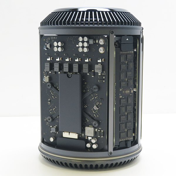 ◇ Apple MacPro Late 2013 MQGG2J/A CTO【Xeon E5 8コア 3.00GHz/64GB/SSD 1TB/D700 x 2/Wi-Fi/動作確認済み/同梱発送不可】の画像4