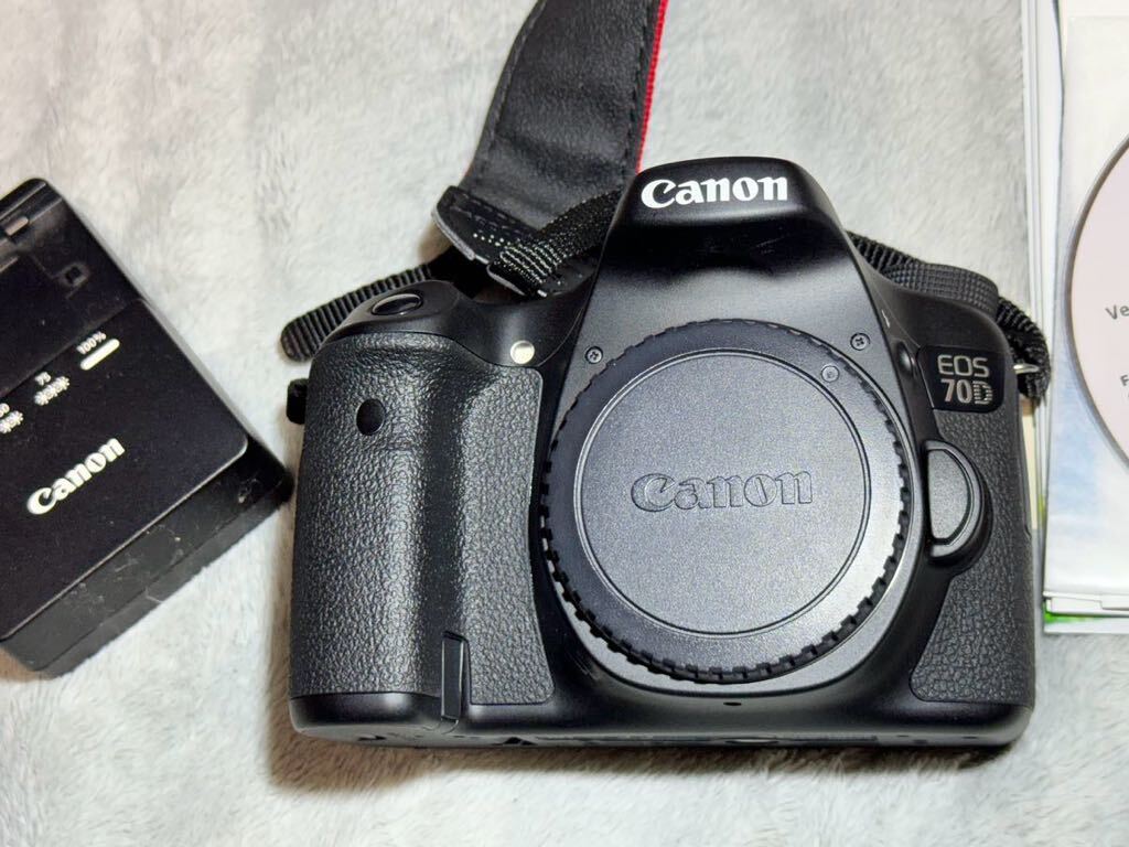 【美品】Canon デジタル一眼レフカメラ EOS 70D ボディ+おまけレンズ2本キヤノンキャノン の画像4