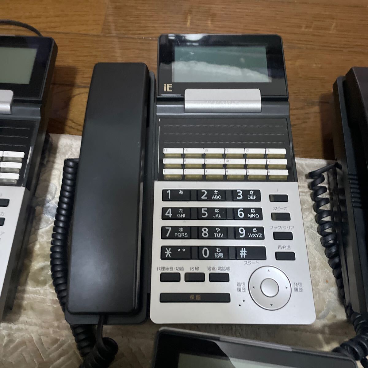 ナカヨ　NYC-18IE-SD(B)2　iE 18ボタン電話機　6台セット　まとめ　ビジネスホン ビジネスフォン_画像3