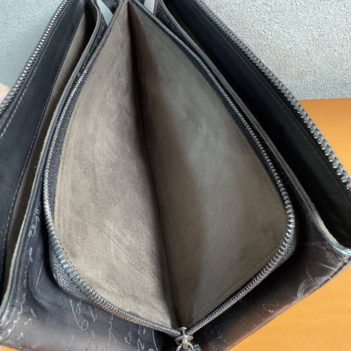  regular price 31.2 ten thousand jpy Berluti terusiokali graph .-sklito leather all-in-one clutch bag purse gray black genuine article TERSIO