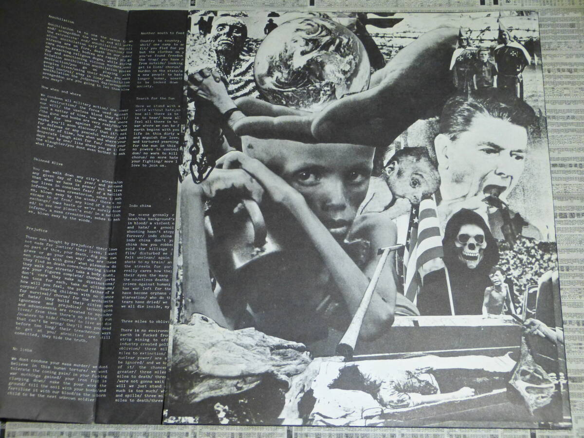 1983年 CRUCIFIX DEHUMANIZATION LP 希少なアメリカ盤 GISM GAUZE EXECUTE COMES CLAY LSD GAS TYPHUS DISCHARGE CRASS CHAOS UK VARUKERSの画像4
