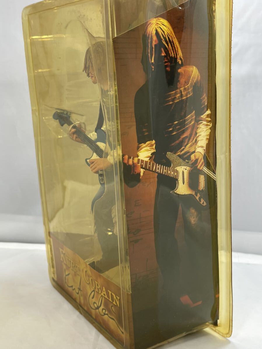 レア超希少 NECA 未使用 カートコバーン 7インチ フィギュア KURT COBAIN SMELLS LIKE TEEN SPIRIT ニルヴァーナの画像5