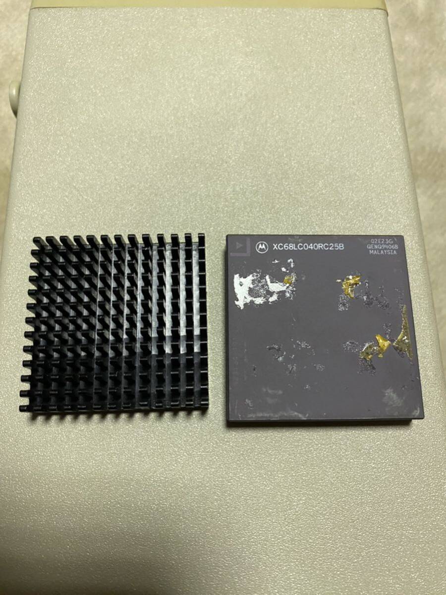 CPU モトローラ XC68LC040RC25B ジャンク品の画像1