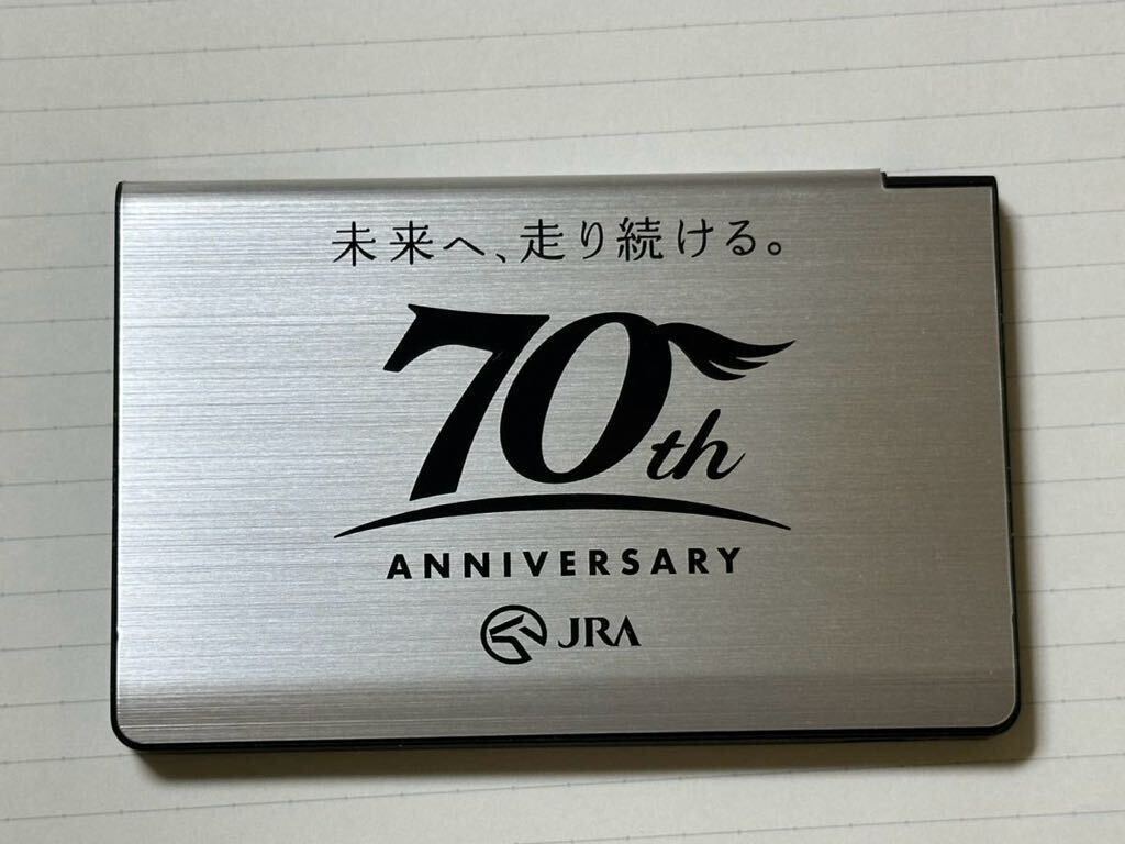 非売品 イクイノックス JRA70th モバイルバッテリー(JRA公式)(PSE認証済み)の画像2