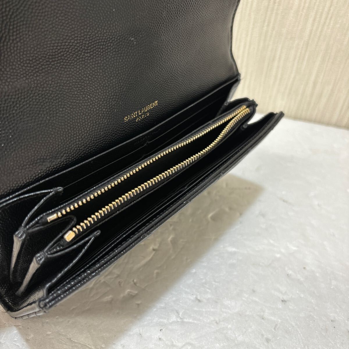 [k2829]1円スタート！YVES SAINT LAURENT 黒 レザー長財布 イヴサンローラン Vステッチ の画像8