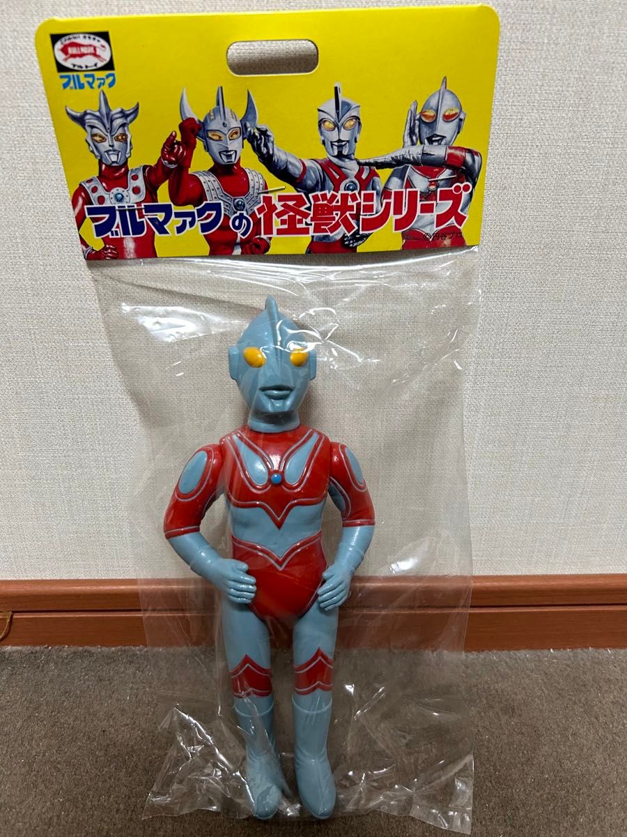 ブルマァクの怪獣シリーズ S帰ってきたウルトラマン 赤×ブルー ブルマァクの怪獣シリーズ S帰ってきたウルトラマン 赤×ブルー