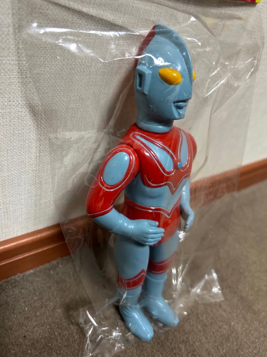 ブルマァクの怪獣シリーズ S帰ってきたウルトラマン 赤×ブルー ブルマァクの怪獣シリーズ S帰ってきたウルトラマン 赤×ブルー