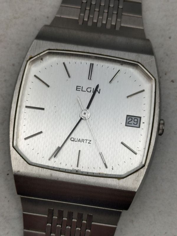 S58 不動品 エルジン ELGIN クロノグラフ スクエア クオーツ メンズ 腕時計 デイト 2点セットの画像6