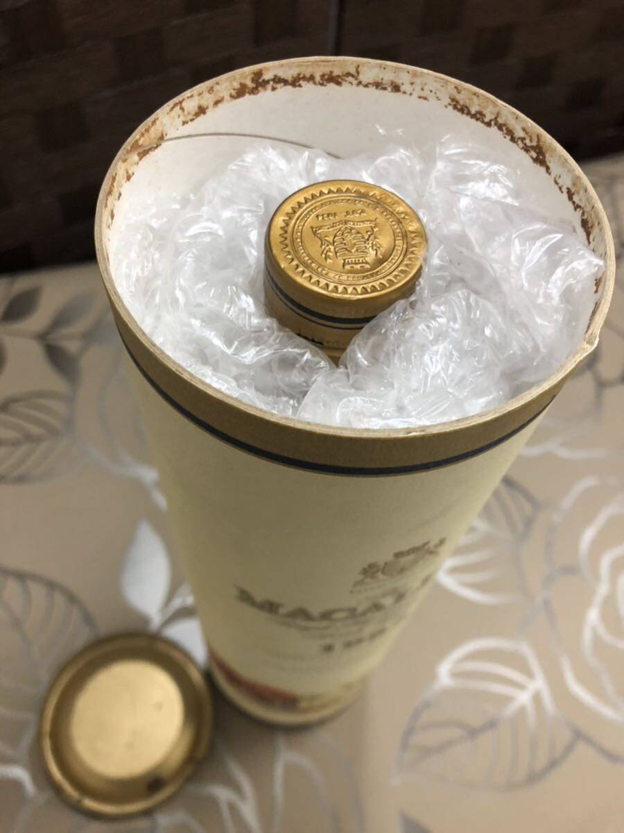 【ケース付き・未開栓】MACALLAN 1982年 マッカラン 18年 ウイスキー モルト 古酒 洋酒 750ml 43%の画像2