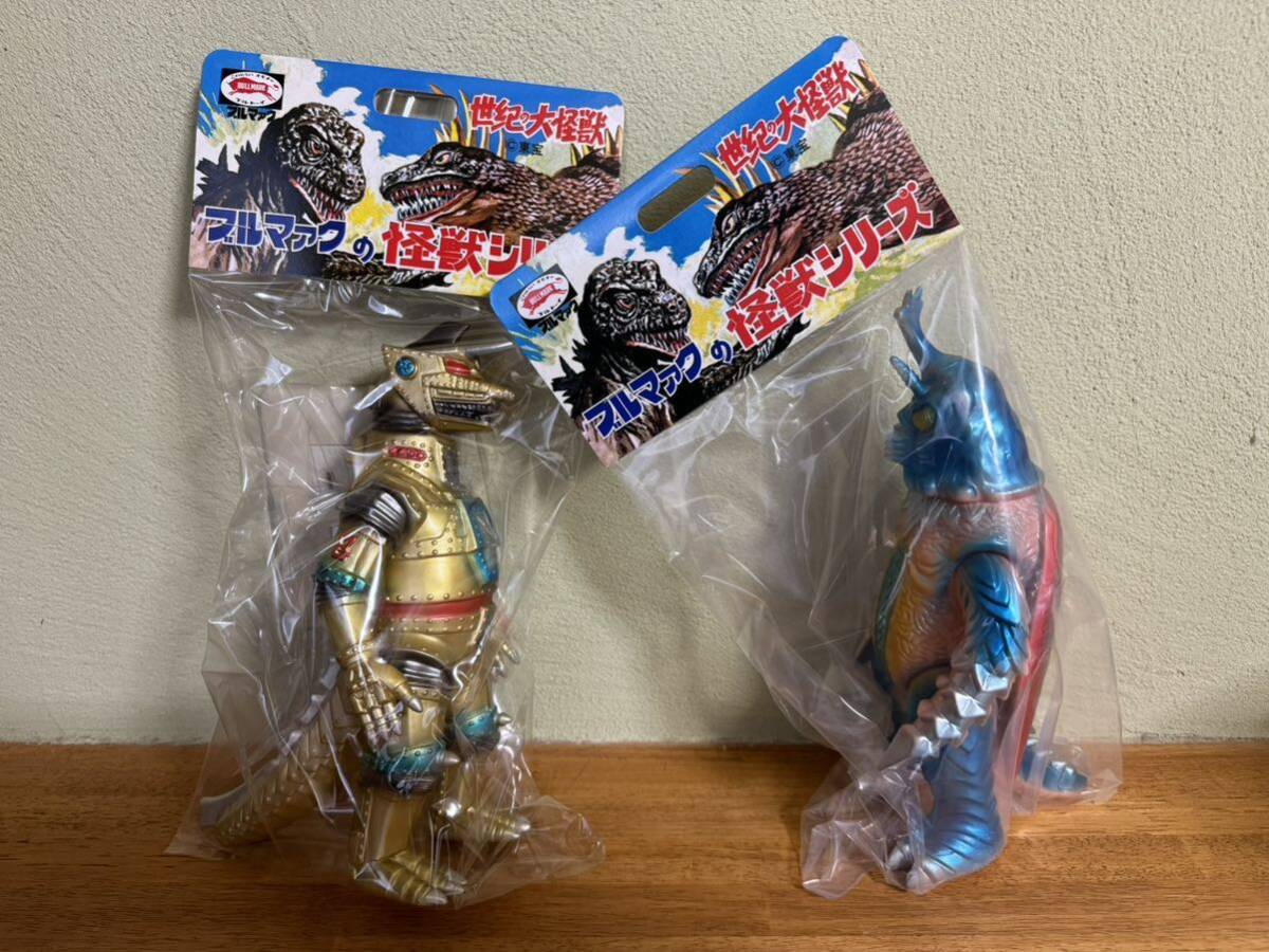 ブルマァク メカゴジラ(ゴールド)&メガロ(ブルー) ソフビ ブルマァク メカゴジラ(ゴールド)&メガロ(ブルー) ソフビ