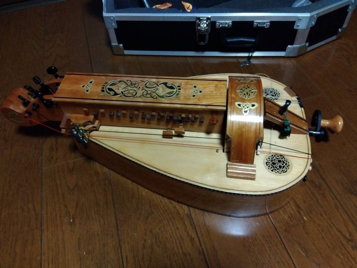 Hurdy Gurdy ハーディ・ ガーディ ハードケース、ガイドブック付きの画像2