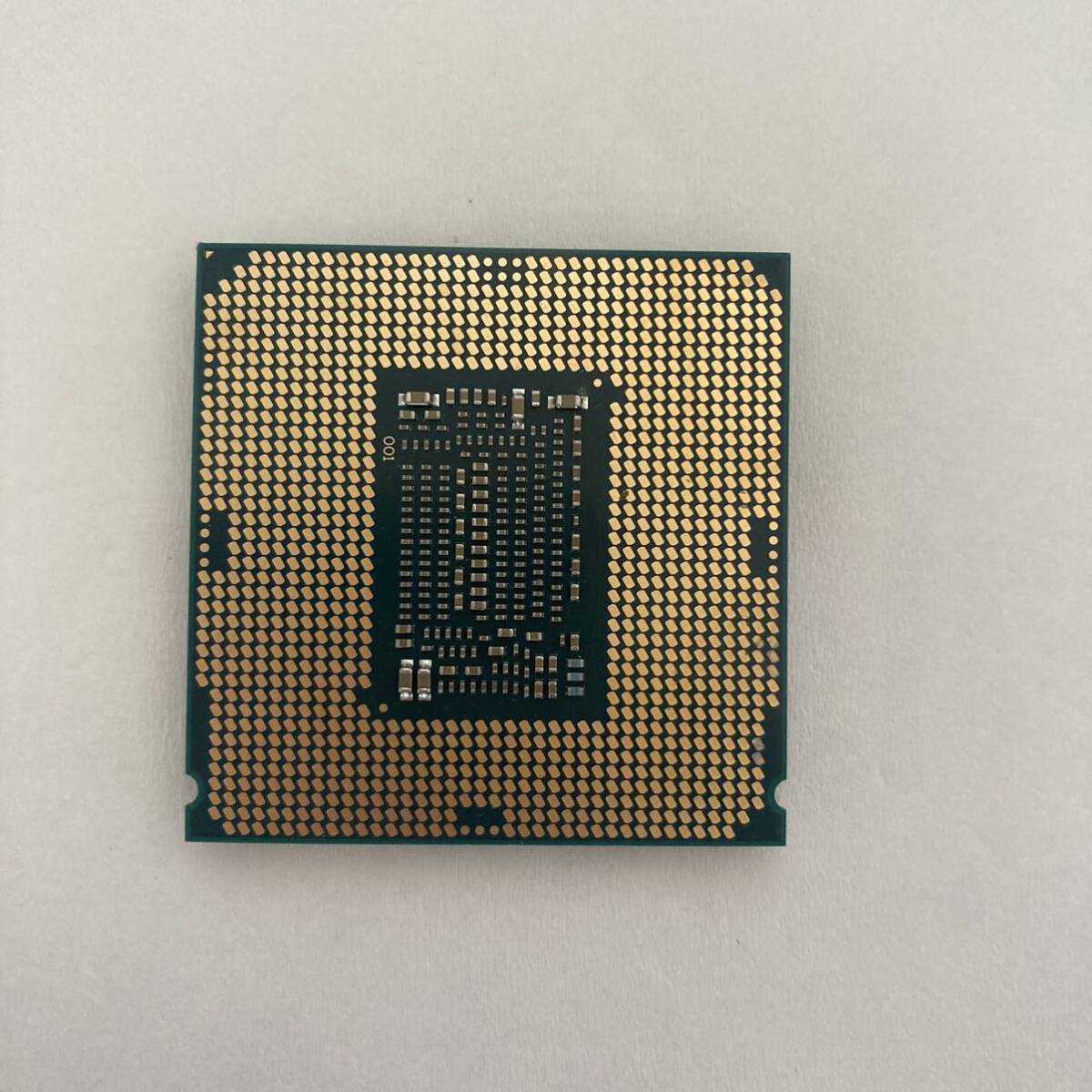 Intel CORE i5-8500T 2.10GHZ 最終起動問題なしの画像1