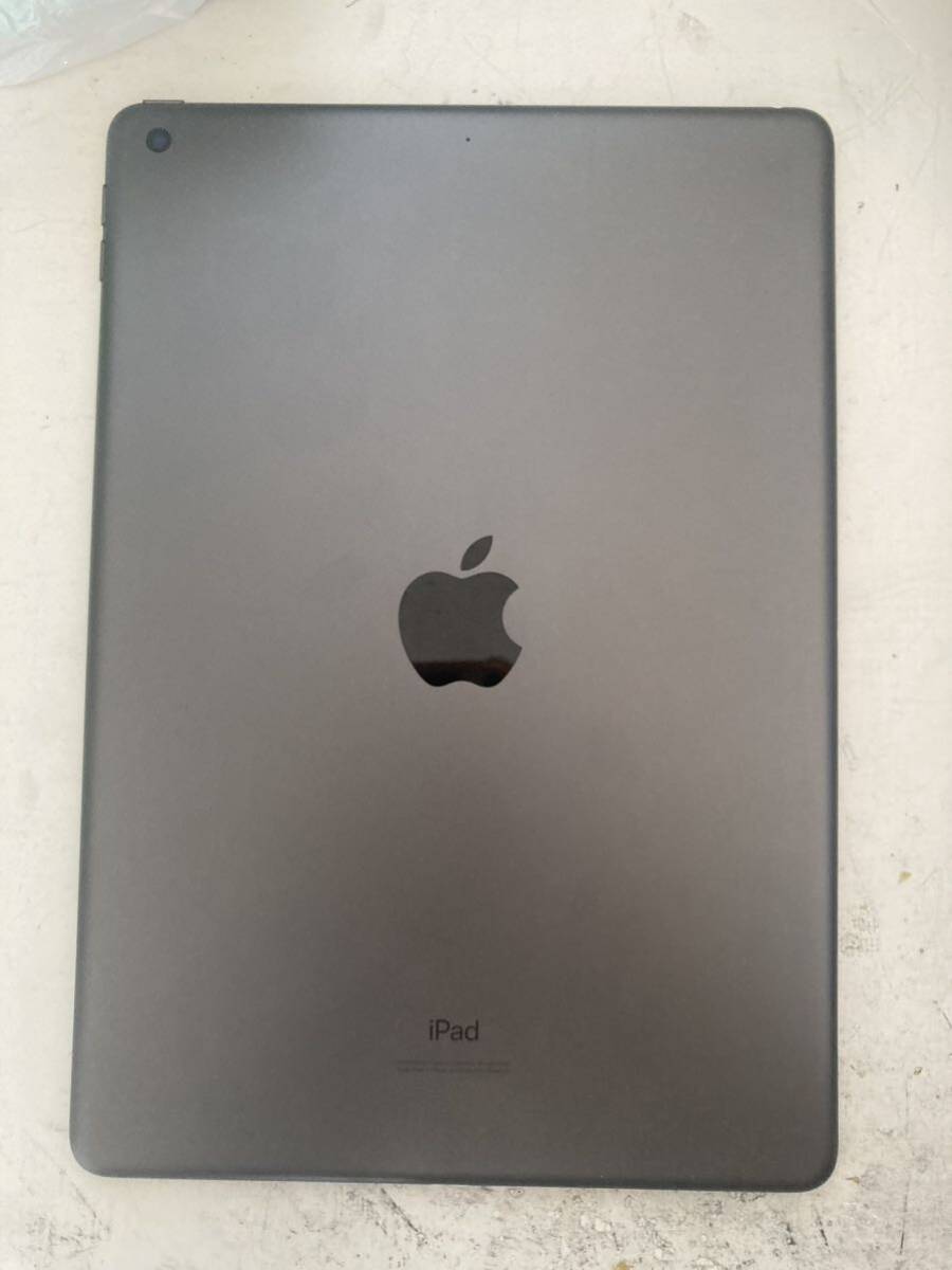 iPad 第7世代 Wi-Fi スペースグレイ 32GB 美品・完全動作品の画像2