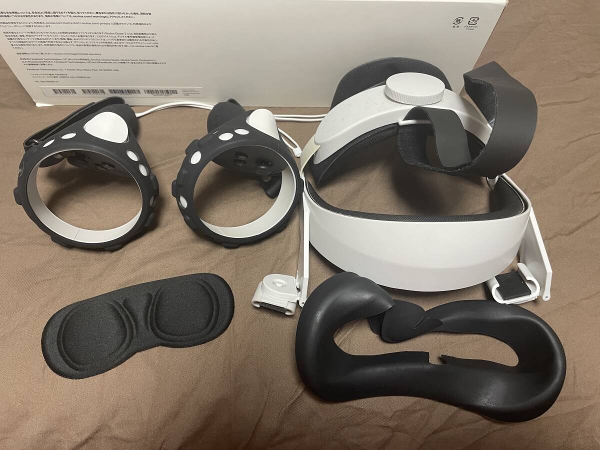 ★☆Oculus Quest 2 64GB サードパーティーストラップなど　おまけ付き☆★_画像2