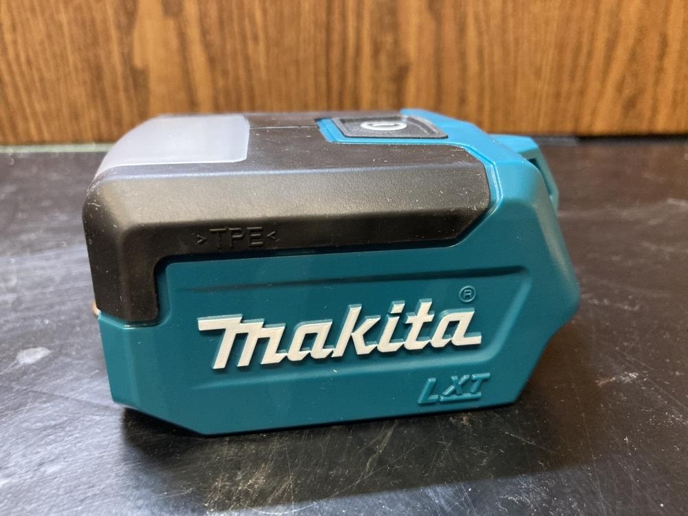 020♪未使用品・即決価格♪マキタ makita 充電式ワークライト ML817の画像2