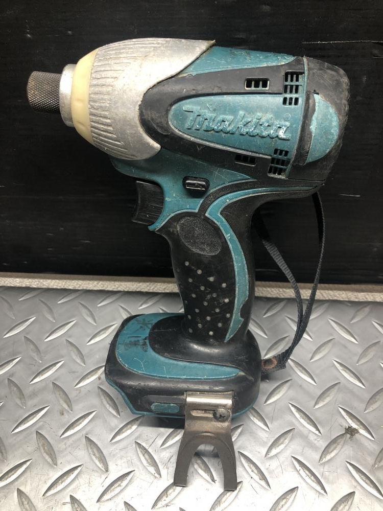 014〇ジャンク品〇マキタ makita 充電式インパクトドライバ ジャンク品5台セット_画像4