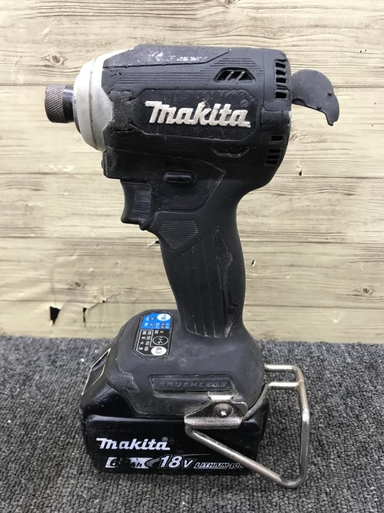 013♪おすすめ商品♪マキタ　makita 充電式インパクトドライバ TD171GRDX ※バッテリー56回、95回　充電器付_画像2