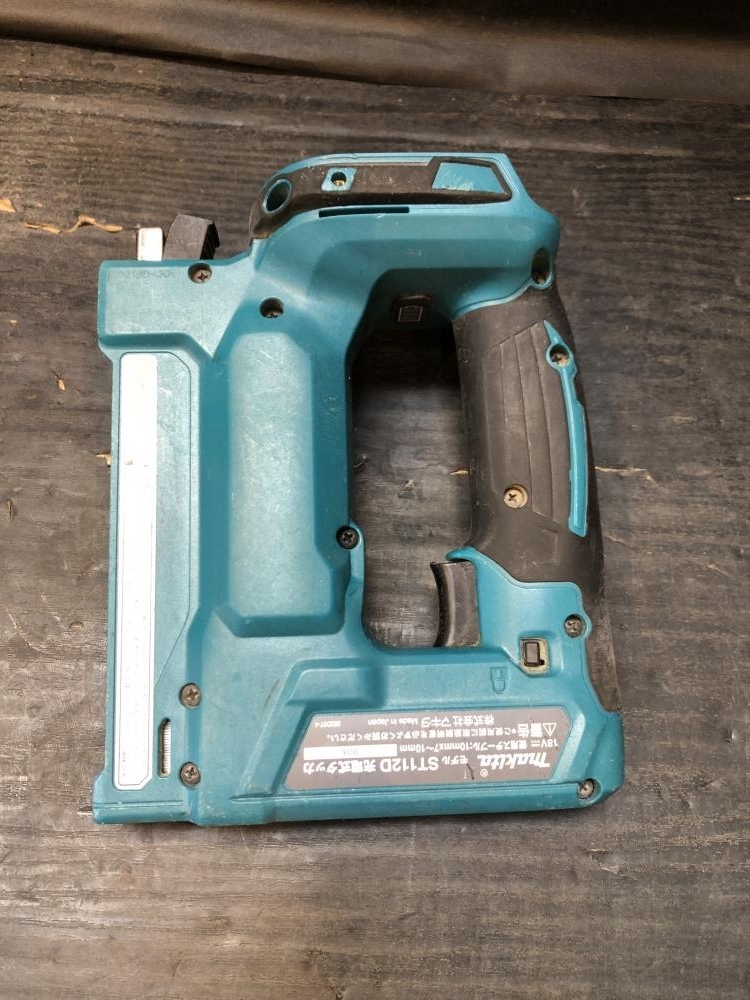 001♪おすすめ商品♪マキタ makita 充電式タッカ ST112D 10mm×7-10mmの画像5