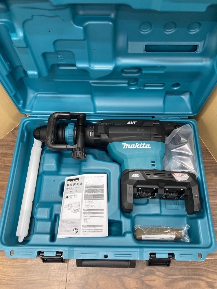 006□未使用品・即決価格□マキタ makita 充電式ハンマ HM002GZK 本体＋ケースの画像1